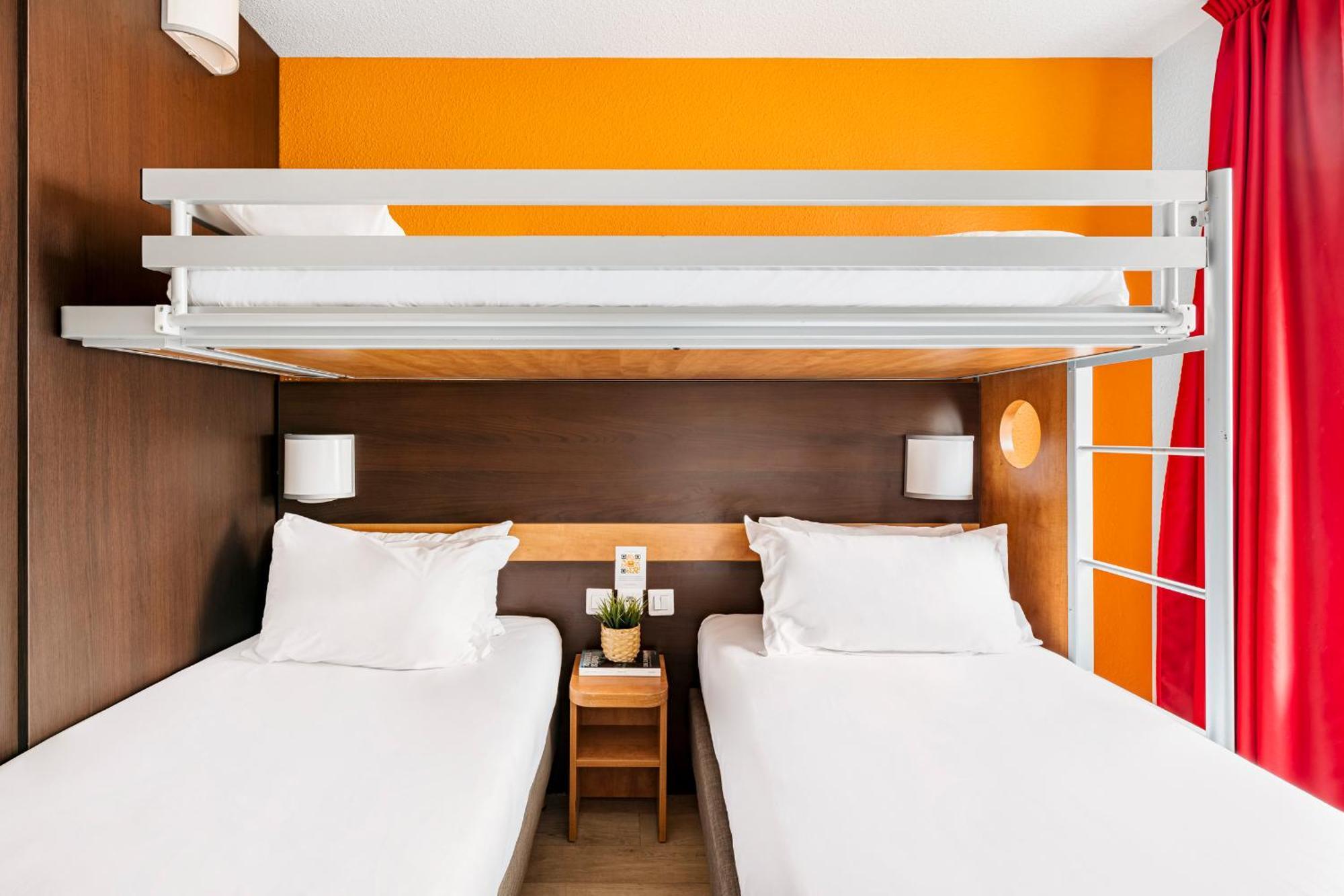 2 side-by-side Triple Rooms,1590337885:JPEG